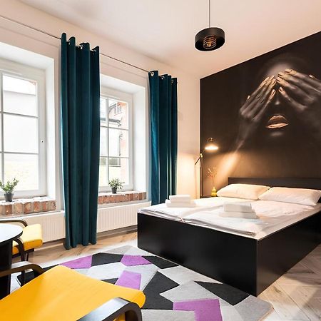 Flatbook - City Center Apartments Waterlane Vintage With Gym グダニスク エクステリア 写真
