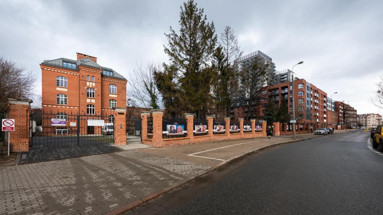 Flatbook - City Center Apartments Waterlane Vintage With Gym グダニスク エクステリア 写真